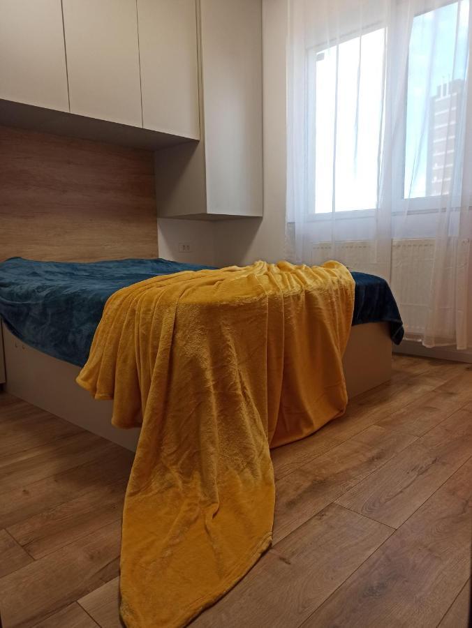 Stylish, Modern 2 Rooms Flat With City View, Near Presidential Palace بوخارست المظهر الخارجي الصورة